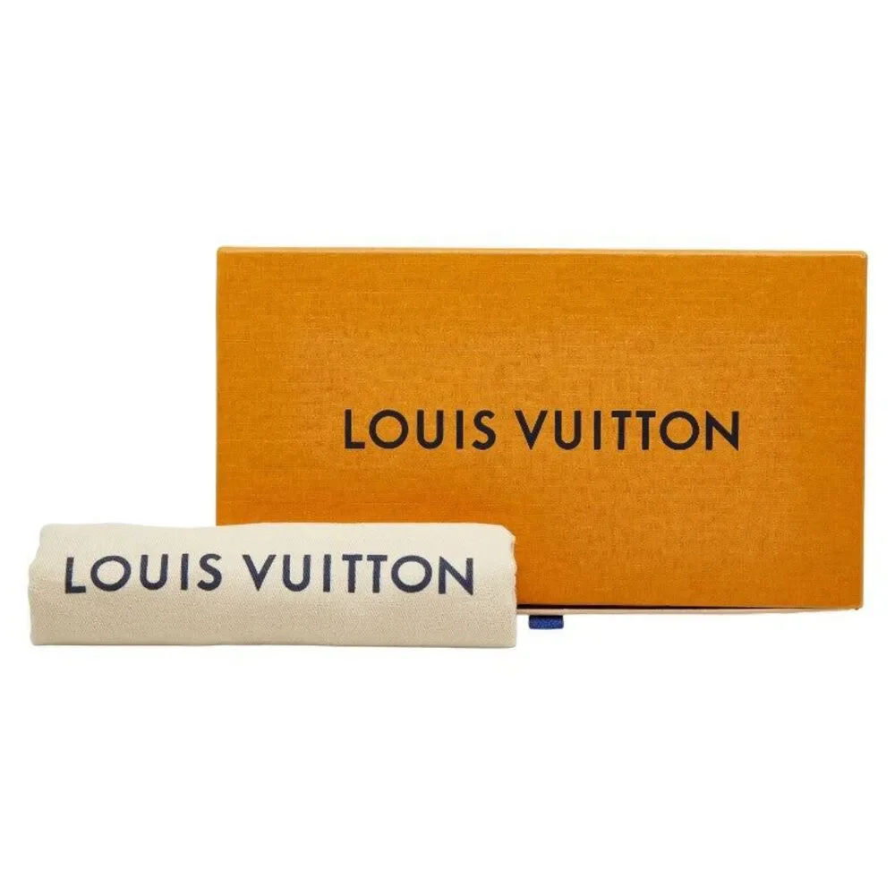 Louis Vuitton Portefeuille Brazza Wallet